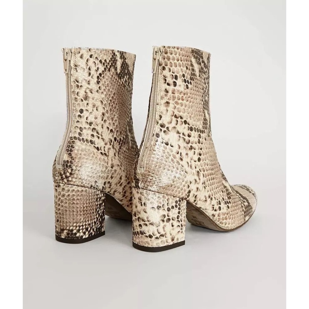 Free People 38 7.5 Cecile Ankle Boots Snakeskin Print Block Heel Neutral Booties - Picture 15 of 16